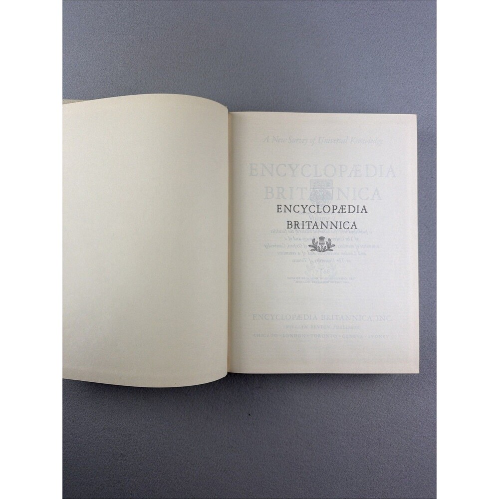 Vintage Encyclopedia Britannica Replacement Volume 2 Gold Antartica Balfe - Picture 4 of 13